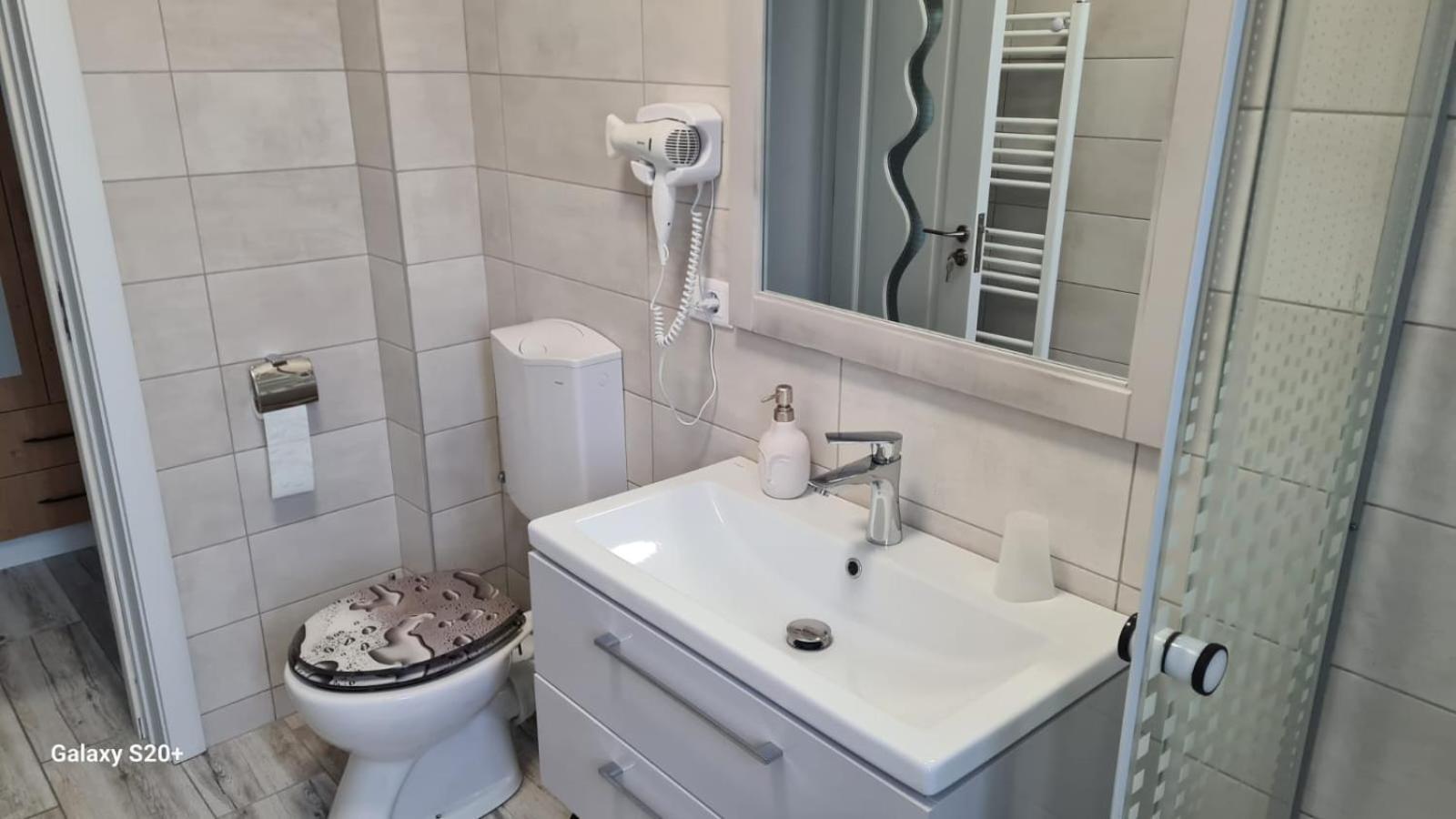 Apartament David Râmnicu Vâlcea Dış mekan fotoğraf
